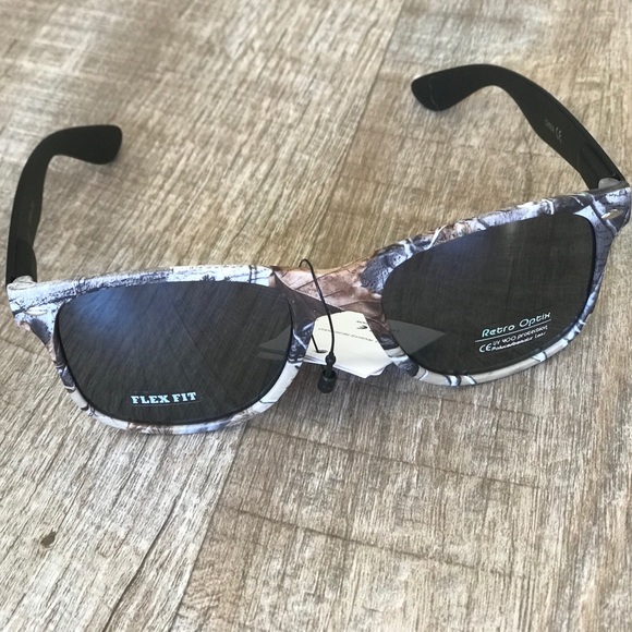 New Trump Camo 2020 KAG Rally Collectible Sunglass - Picture 8 of 8